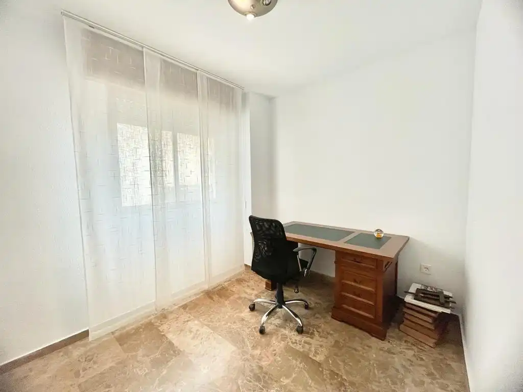 Piso de 87 m² en Granada