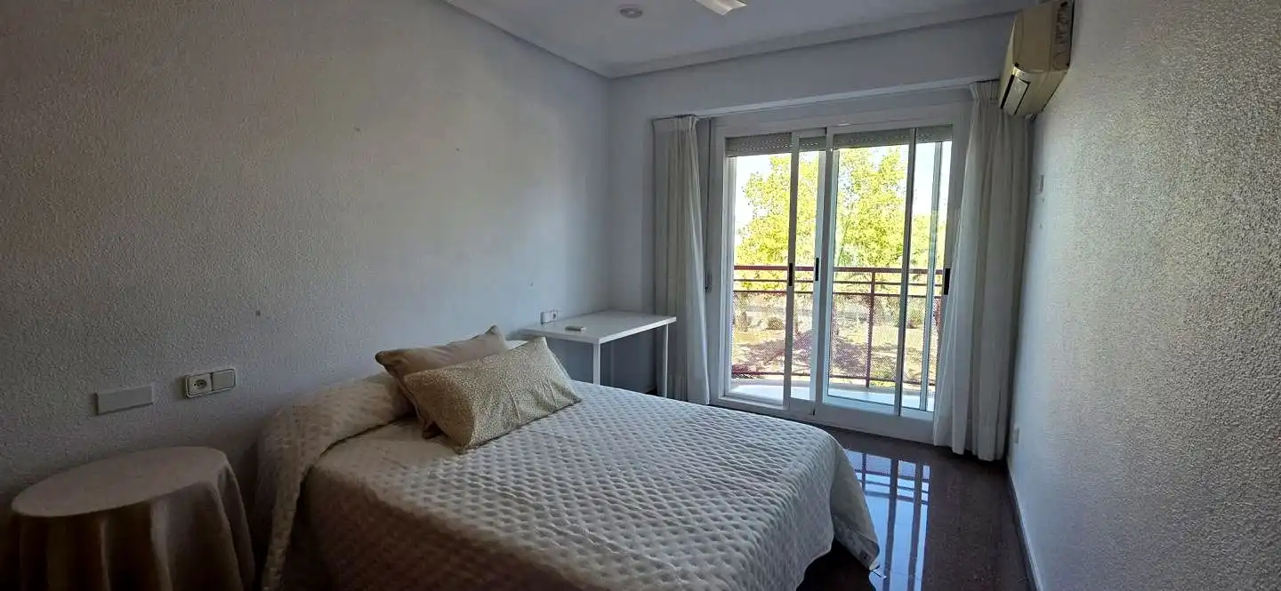 Habitación 100 m², Elche