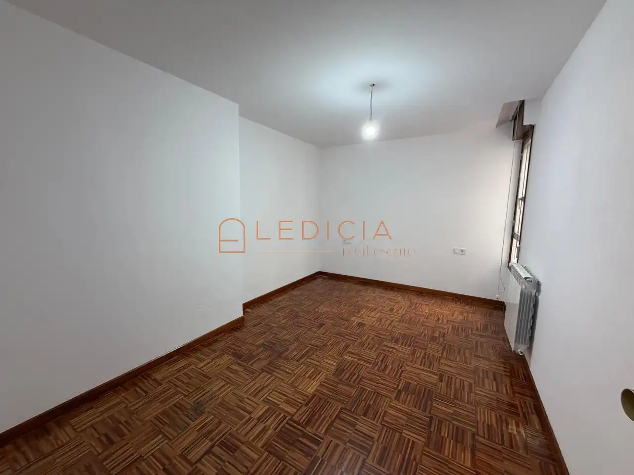 Piso de 90 m² en Vigo