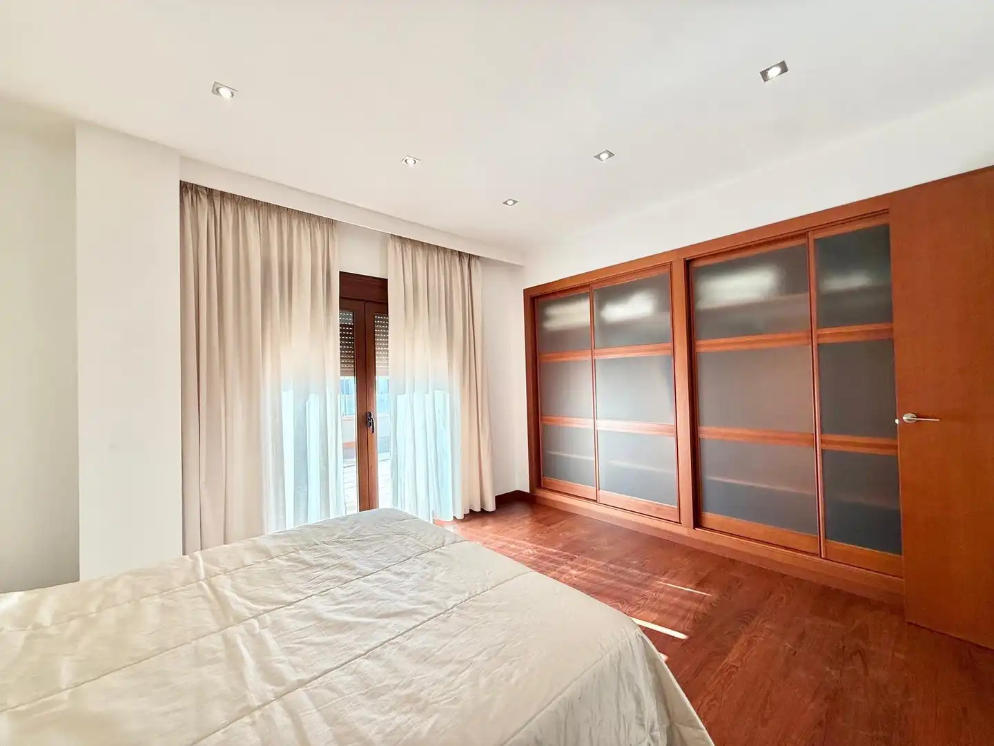 Haus 700 m² in Rojales