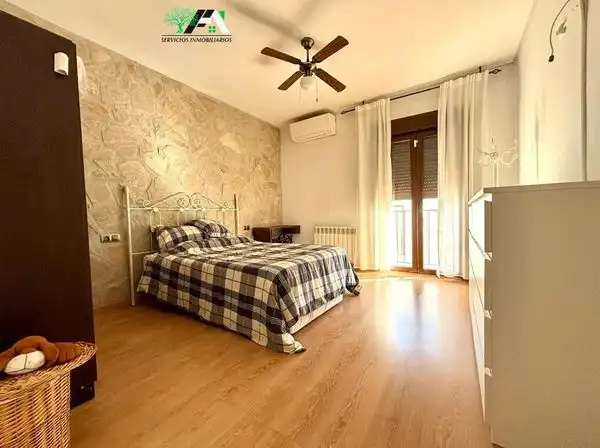 Casa de 217 m² en Baeza