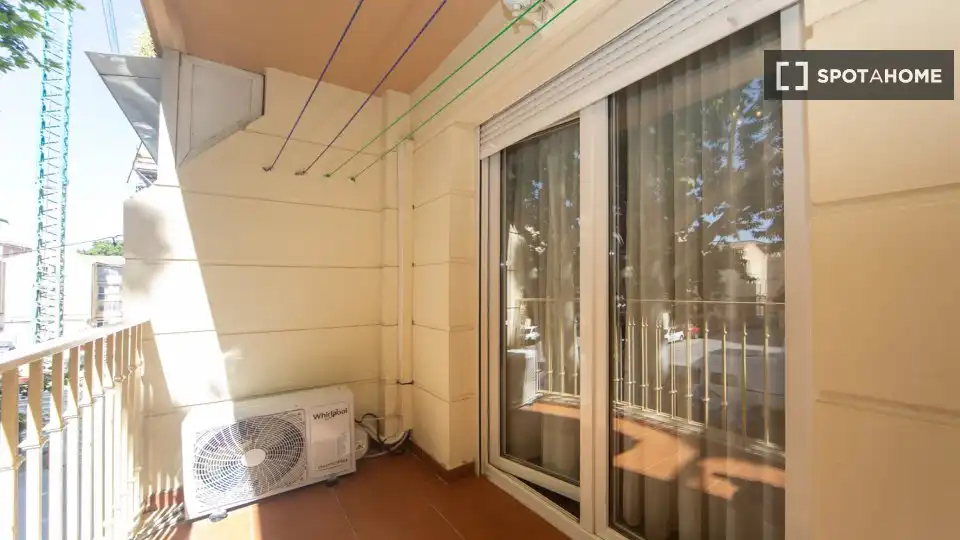 Habitación 92 m², Granada