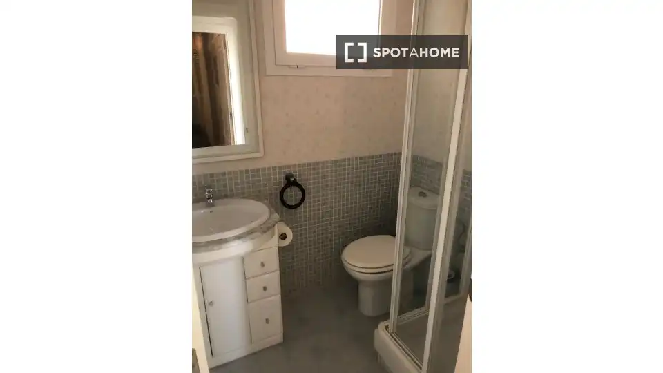 Habitación 106 m², Dénia