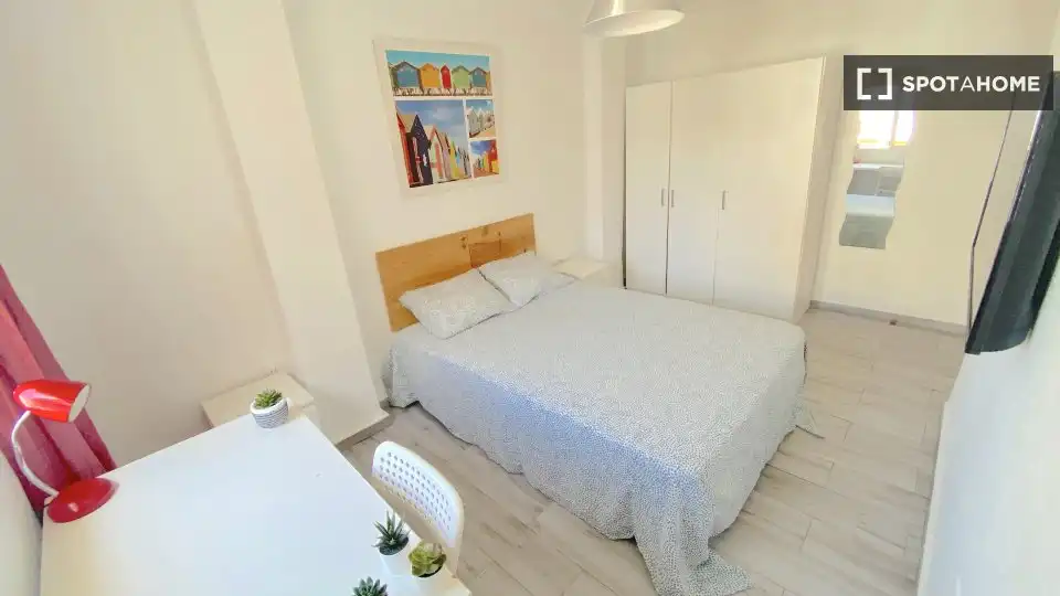Habitación 86 m², Sevilla