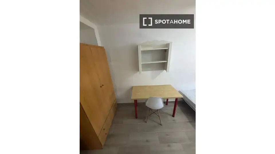 Habitación 69 m², Sevilla
