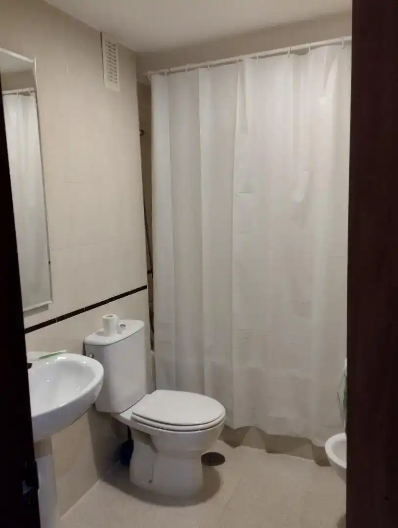 Habitación 80 m², Tomares
