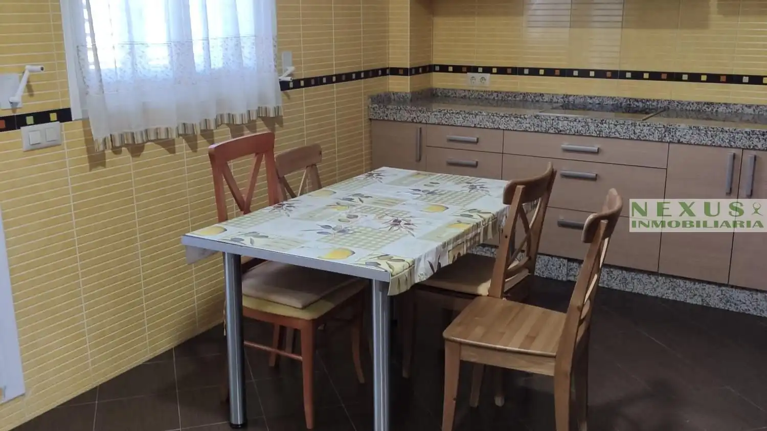 Casa de 280 m² a Cáceres