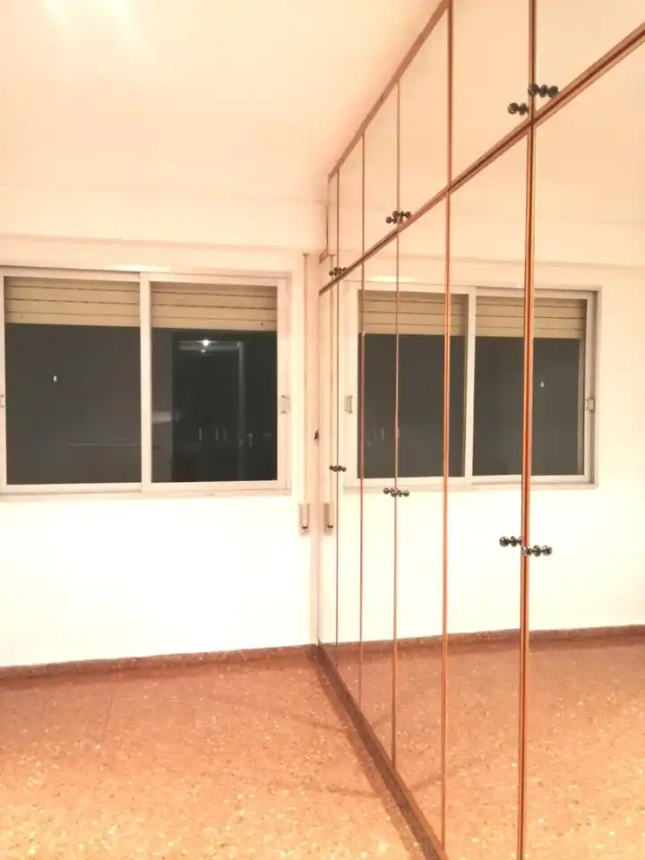 Pis de 90 m² a València