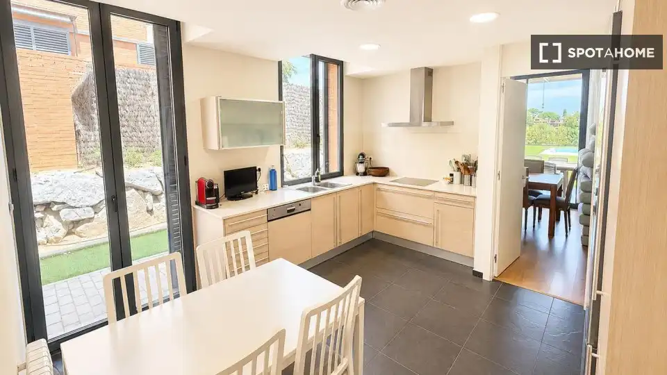 Pis de 244 m² a Sant Vicenç de Montalt