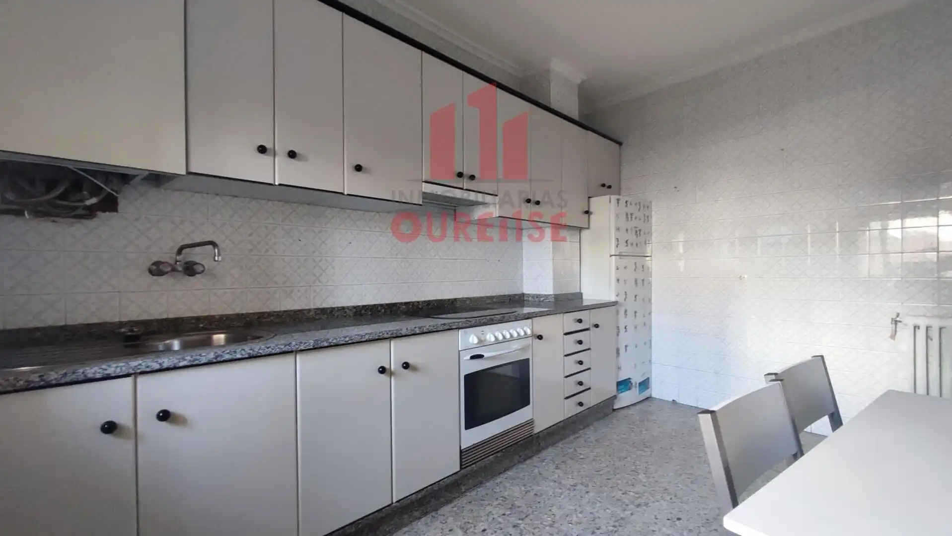 Wohnung 145 m² in Ourense