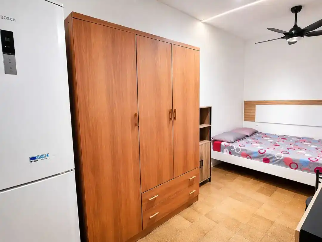 Habitació 72 m², Badalona