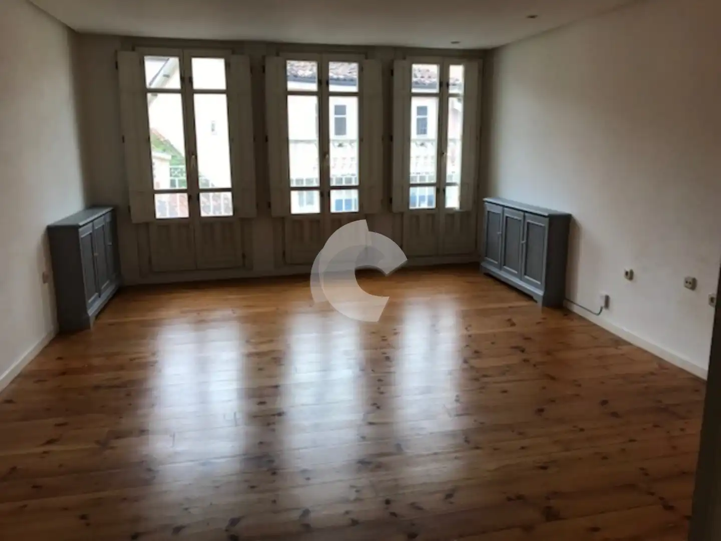 Piso de 240 m² en Ourense