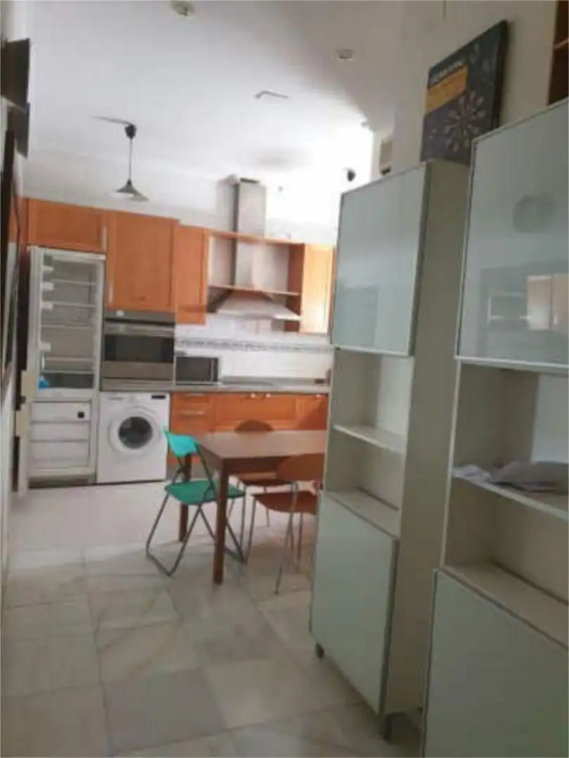 Piso de 80 m² en Sevilla