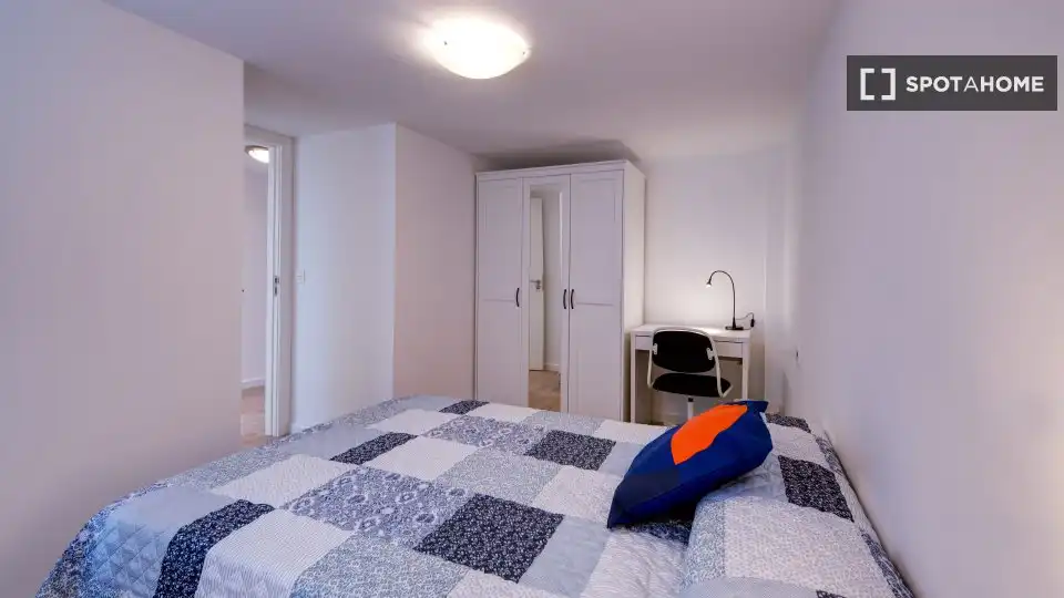 Habitación 63 m², Zaragoza