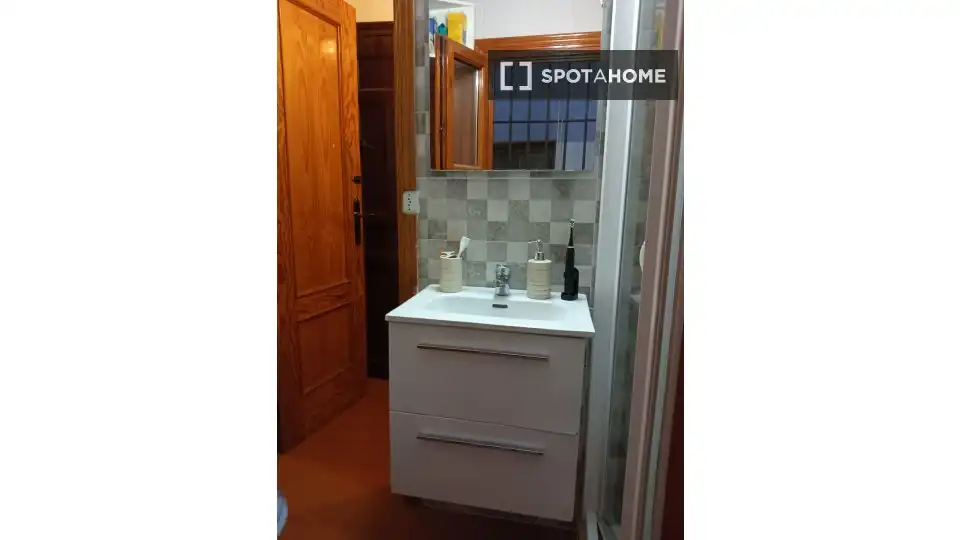 Habitación 78 m², Granada