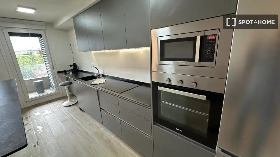 Habitación en alquiler, Pasajes