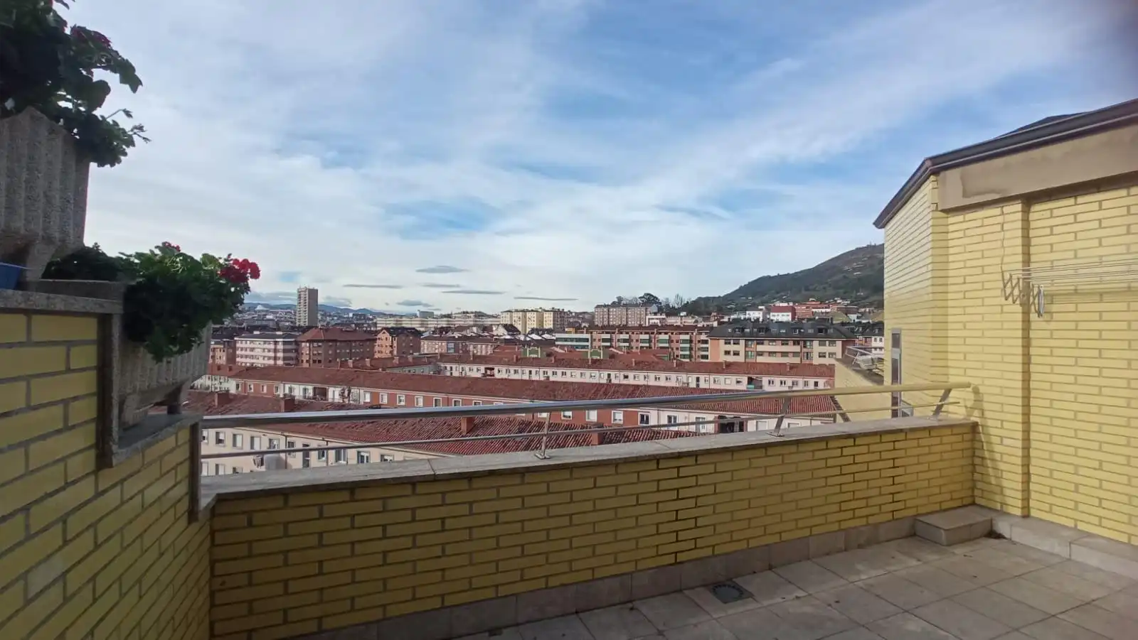 Piso de 93 m² en Oviedo