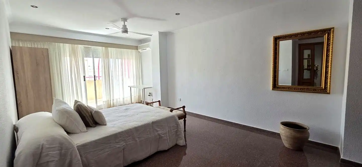 Habitación 100 m², Elche