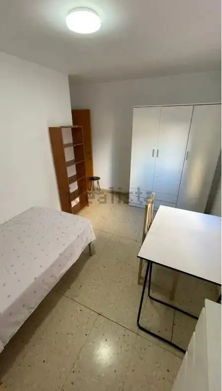 Pis de 100 m² a Alacant