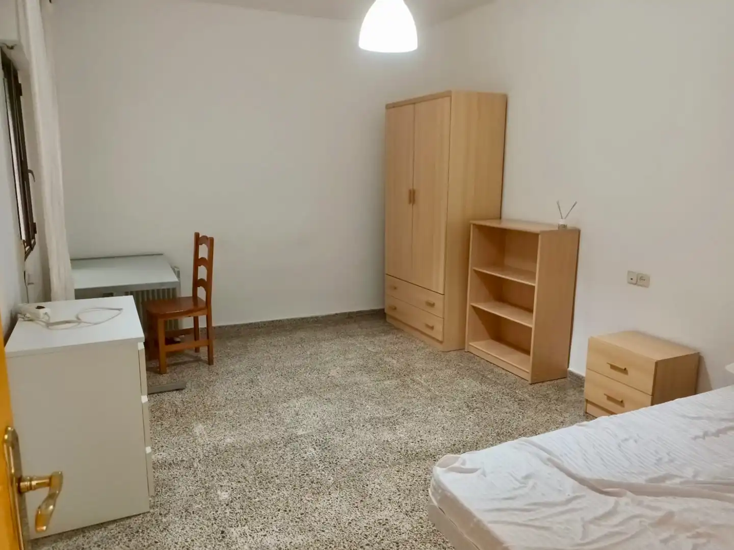 Piso de 90 m² en Granada