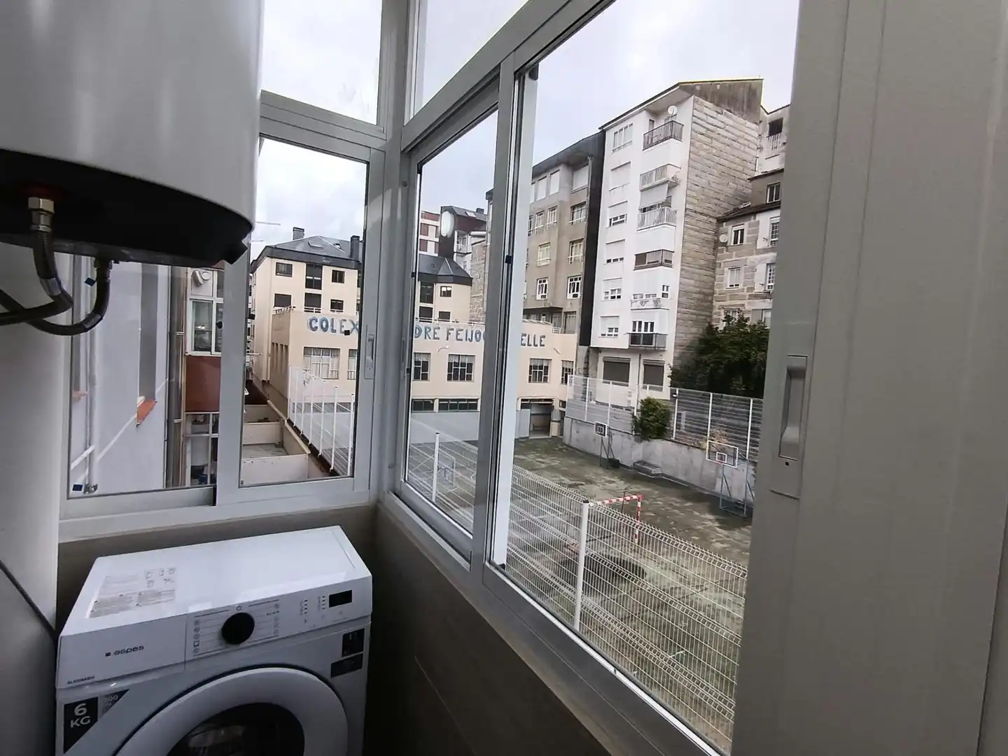 Habitación 85 m², Ourense