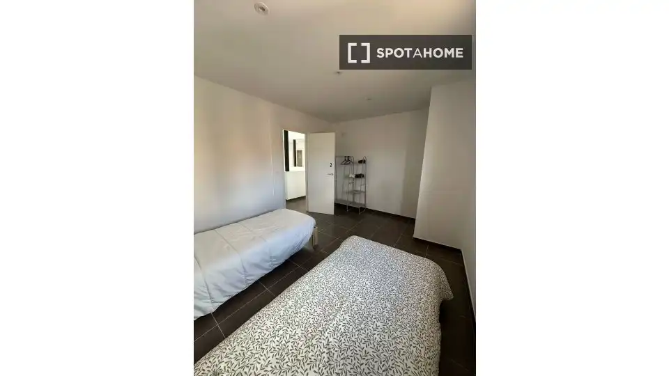 Habitación 1500 m², Granada