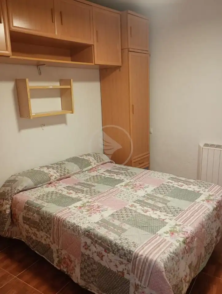 Piso de 100 m² en Linares