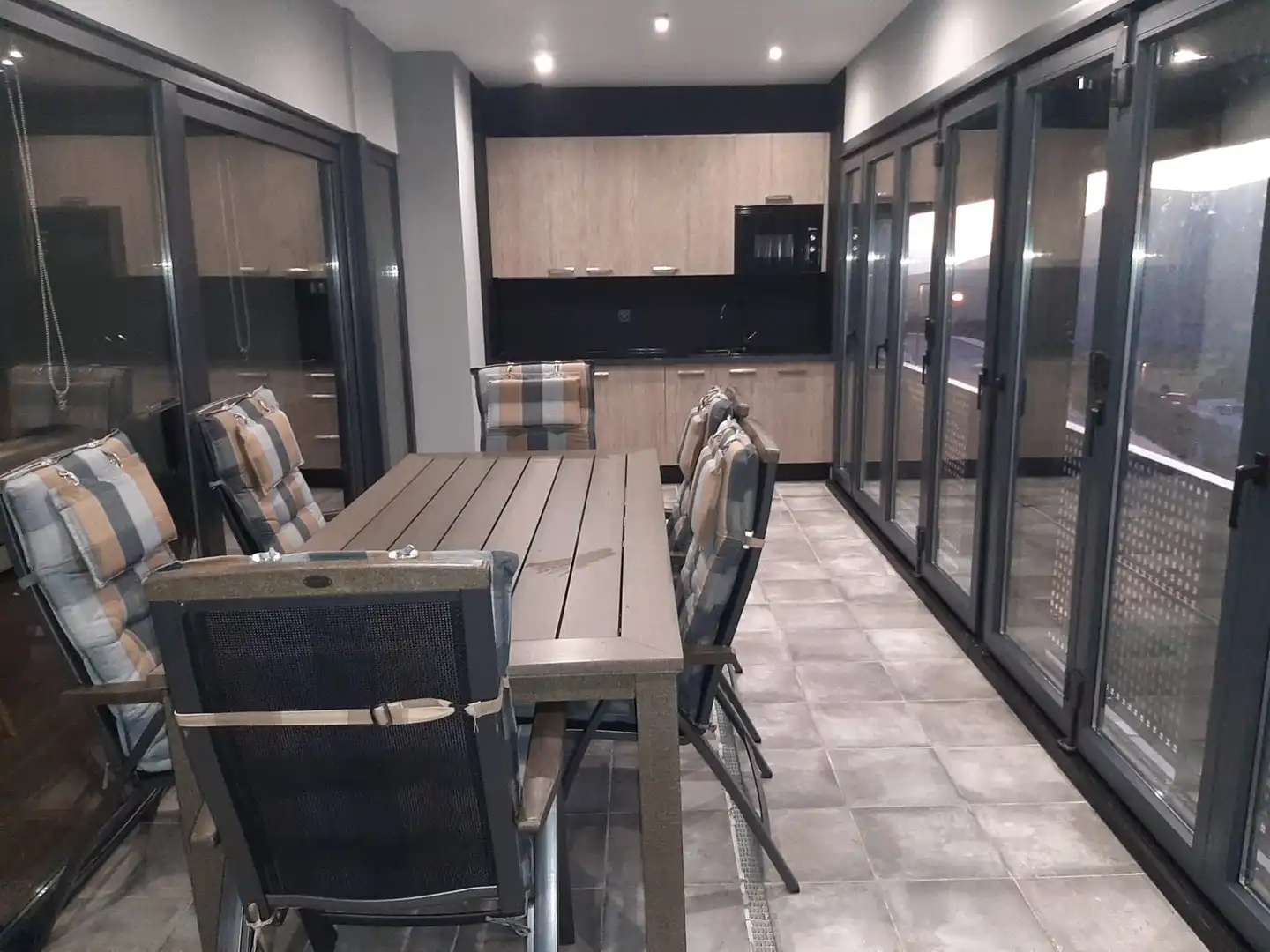 Piso de 200 m² en Vícar