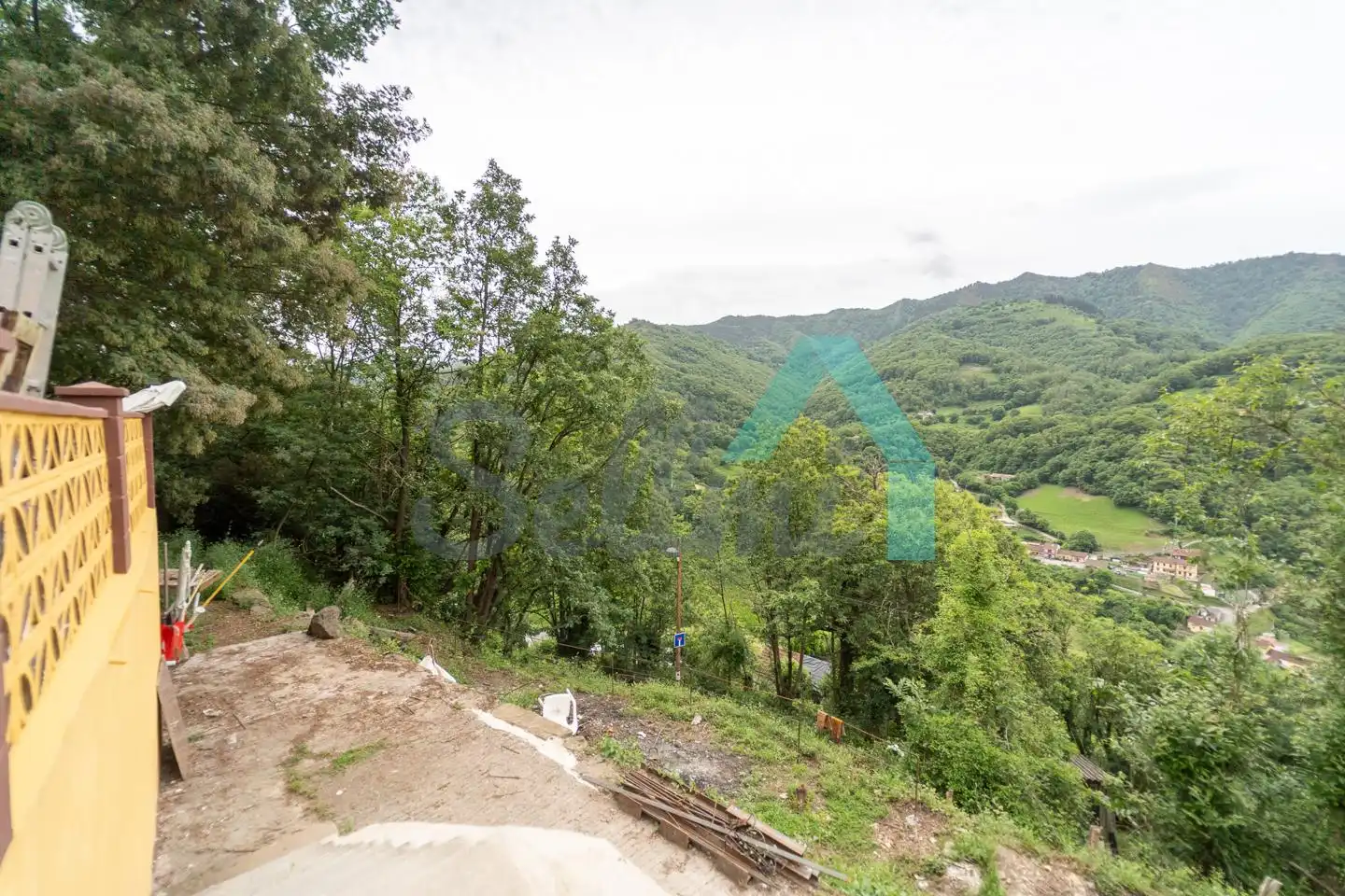 Piso de 100 m² en Mieres