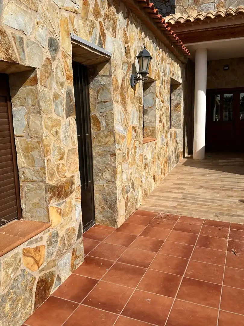 Piso de 264 m² en Casasimarro