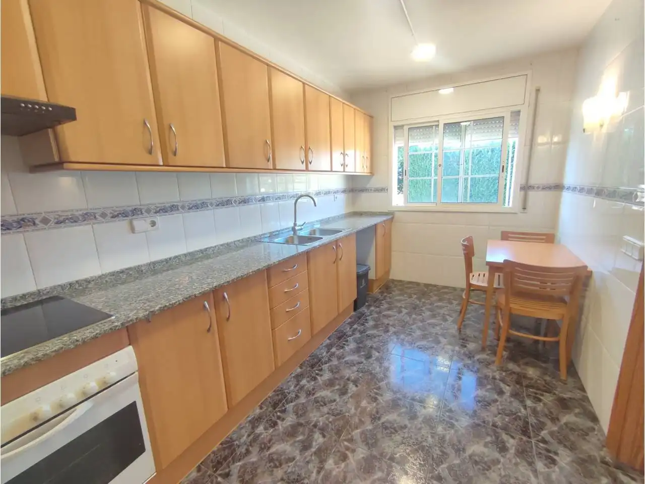 Будинок 180 м² у Subirats