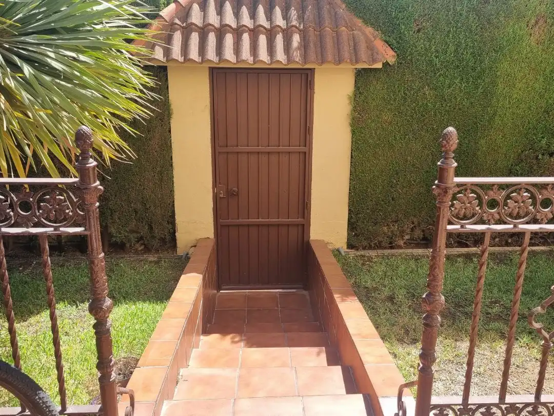 Casa de 248 m² en Palomares del Río