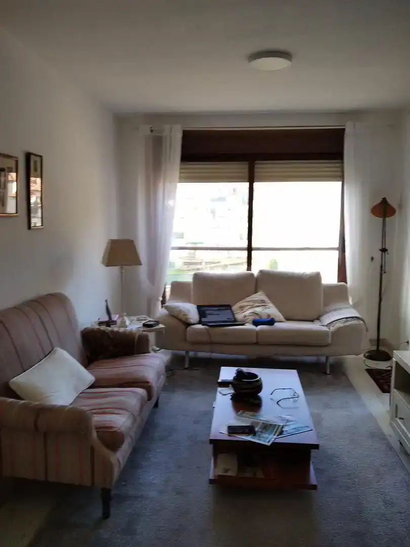 Habitación 90 m², Poio