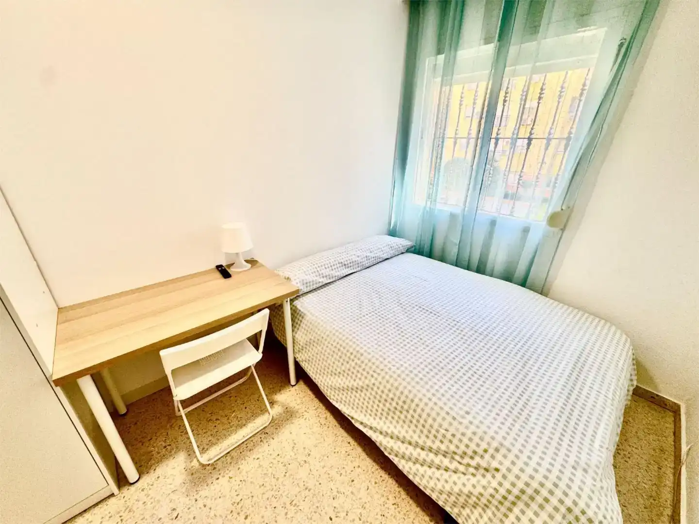 Stanza 80 m², Siviglia