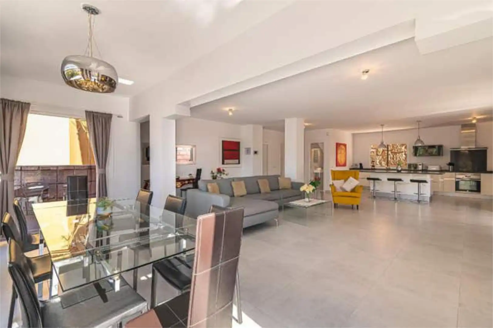 Casa de 250 m² en Arona