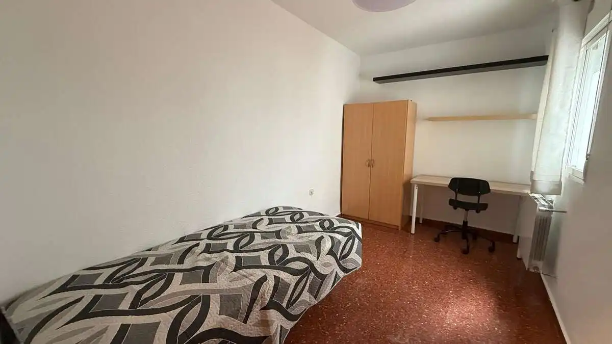 Piso de 90 m² en Granada