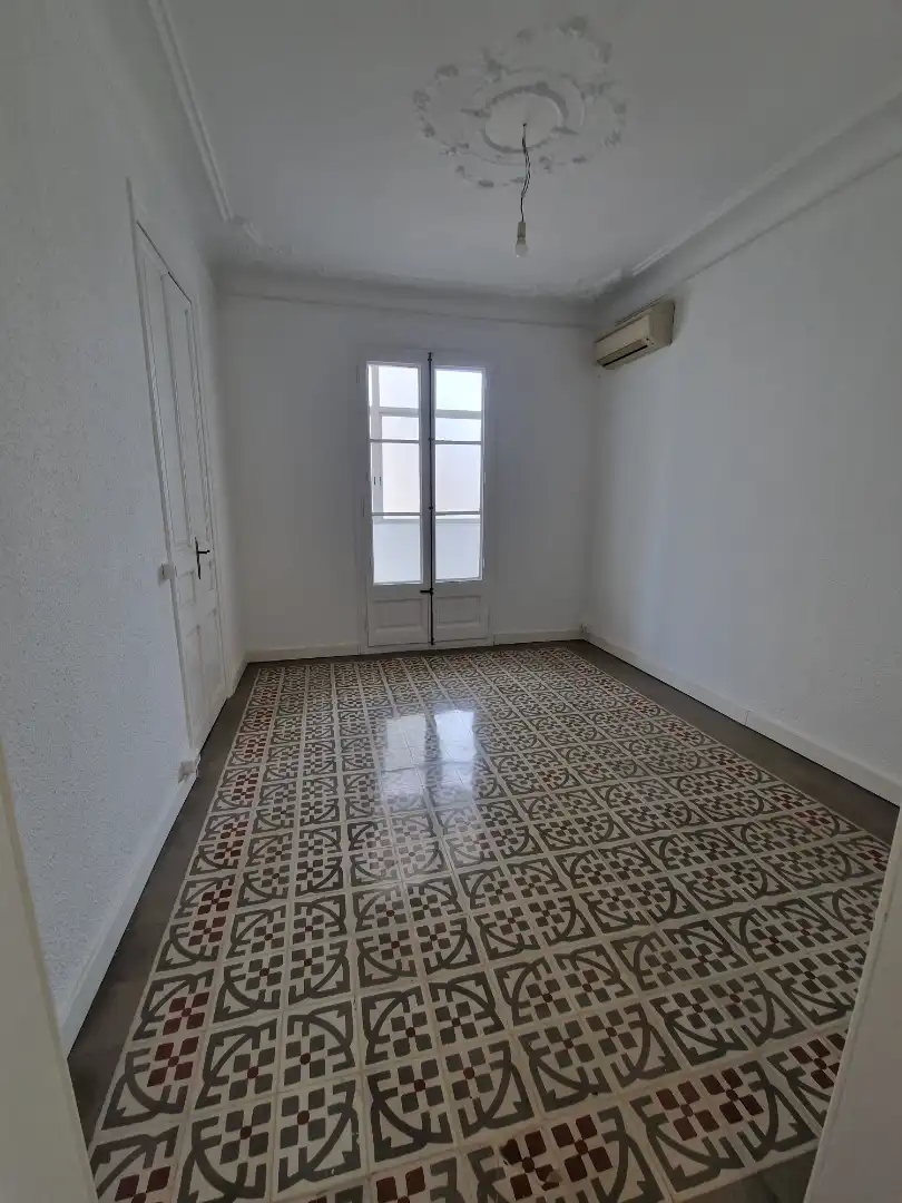 Wohnung 98 m² in Barcelona