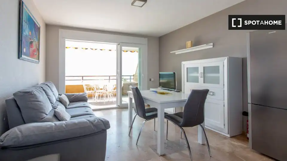 Habitación 86 m², Roquetas de Mar