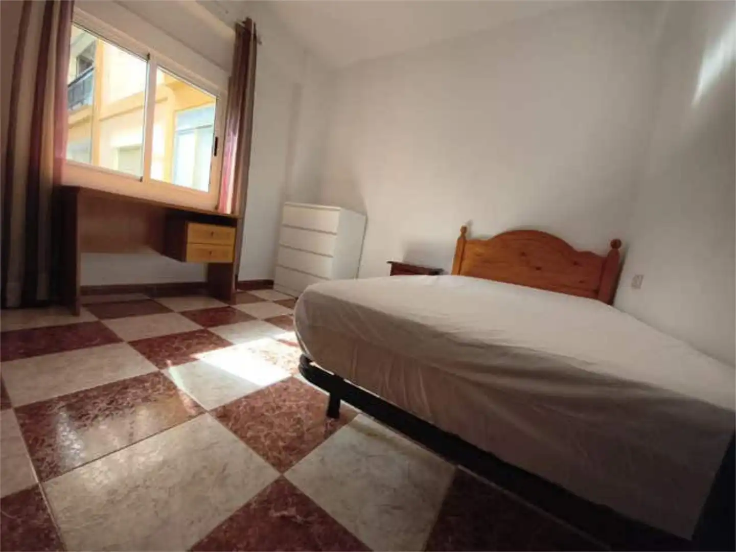 Piso de 86 m² en Granada