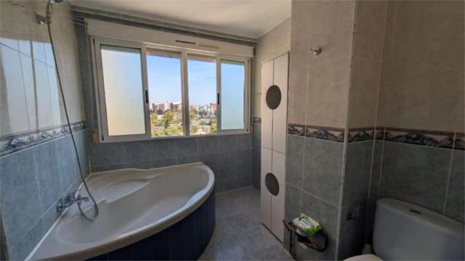 Wohnung 70 m² in Valencia