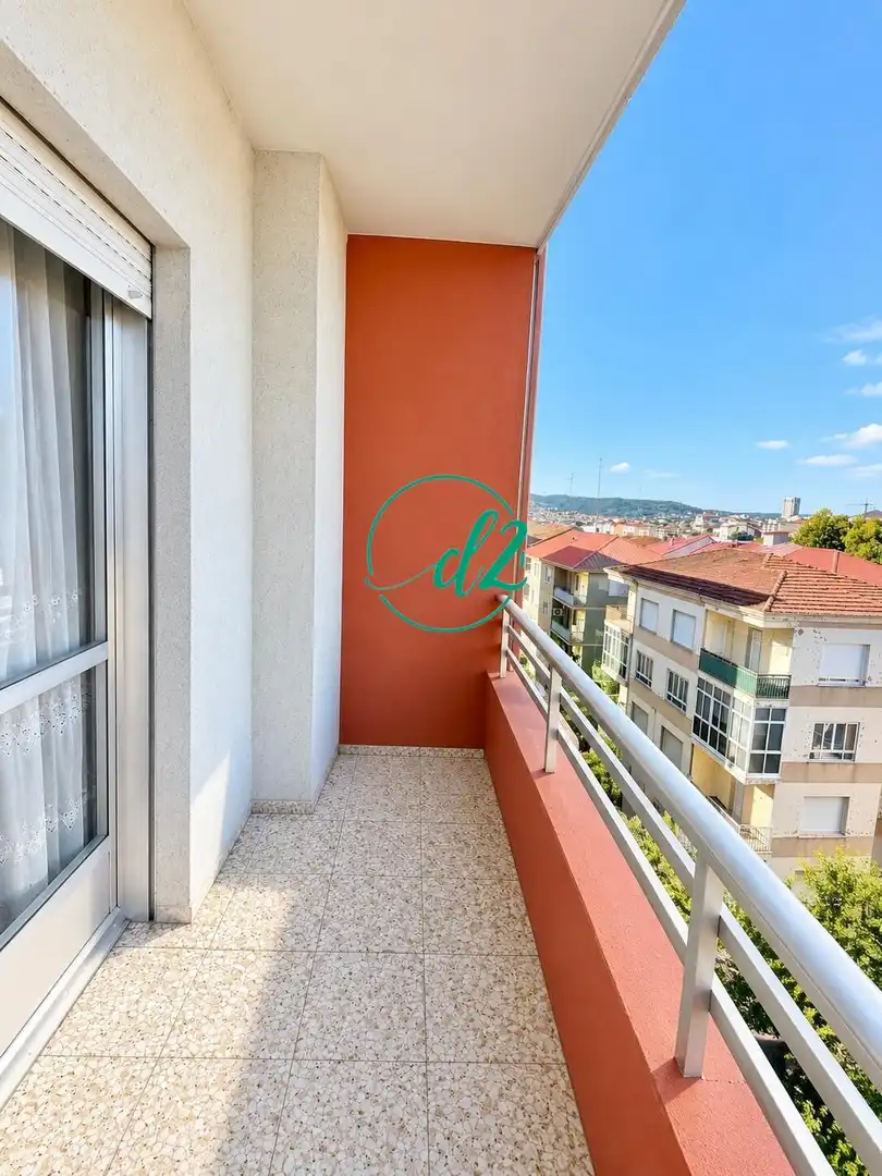 Piso de 93 m² en Ourense