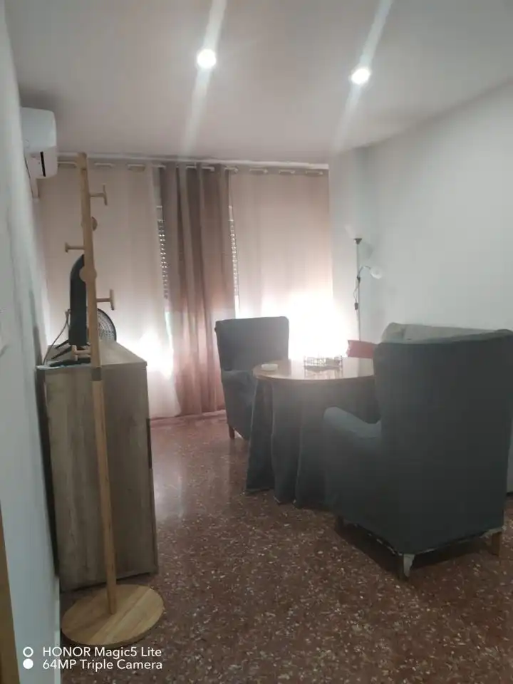 Wohnung 90 m² in Granada