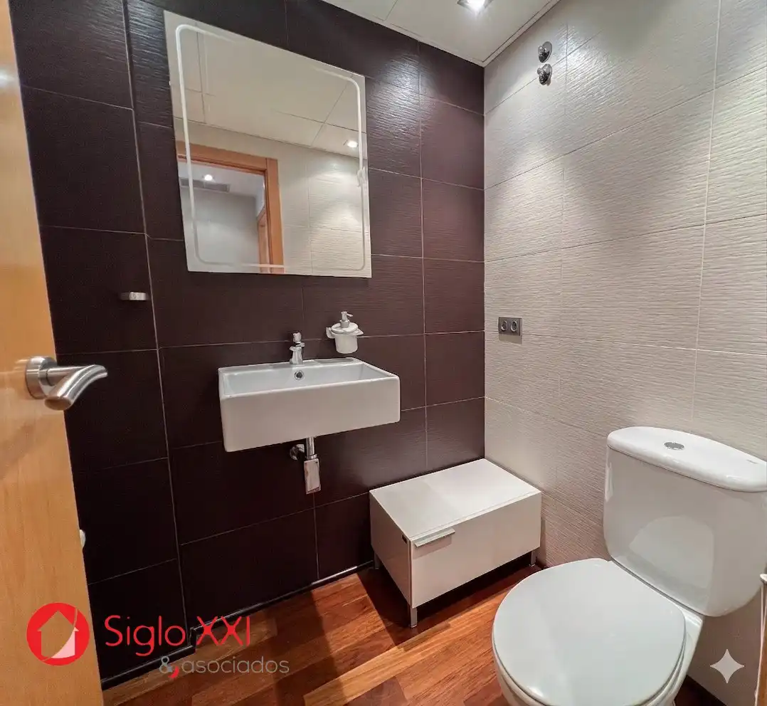 Casa de 220 m² en Almazora