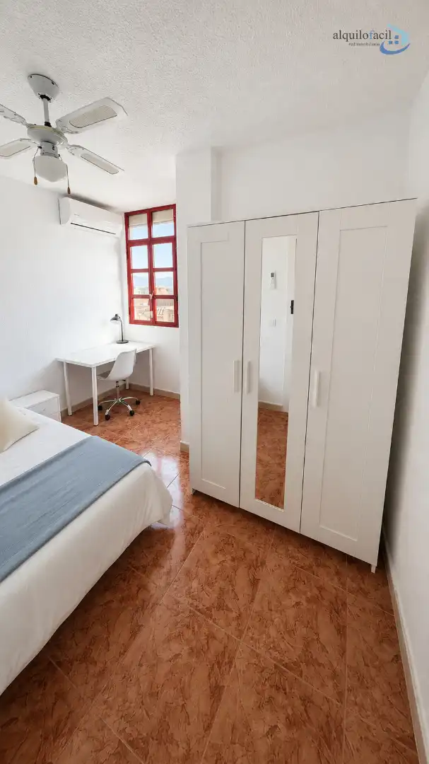 Habitación 84 m², Murcia