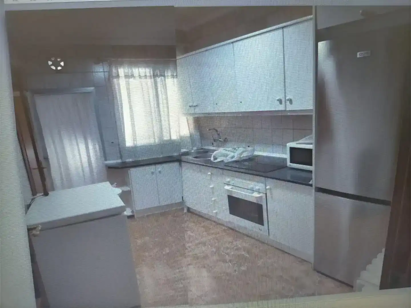 Piso de 100 m² en Linares