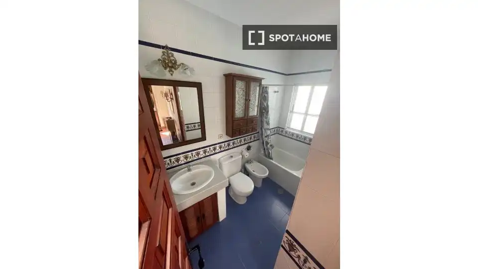 Habitación 109 m², Granada