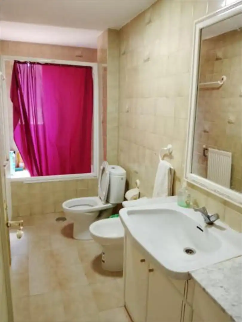 Habitación 90 m², Granada