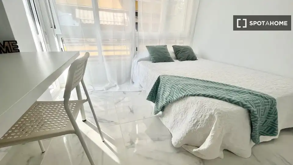 Habitación 81 m², Sevilla