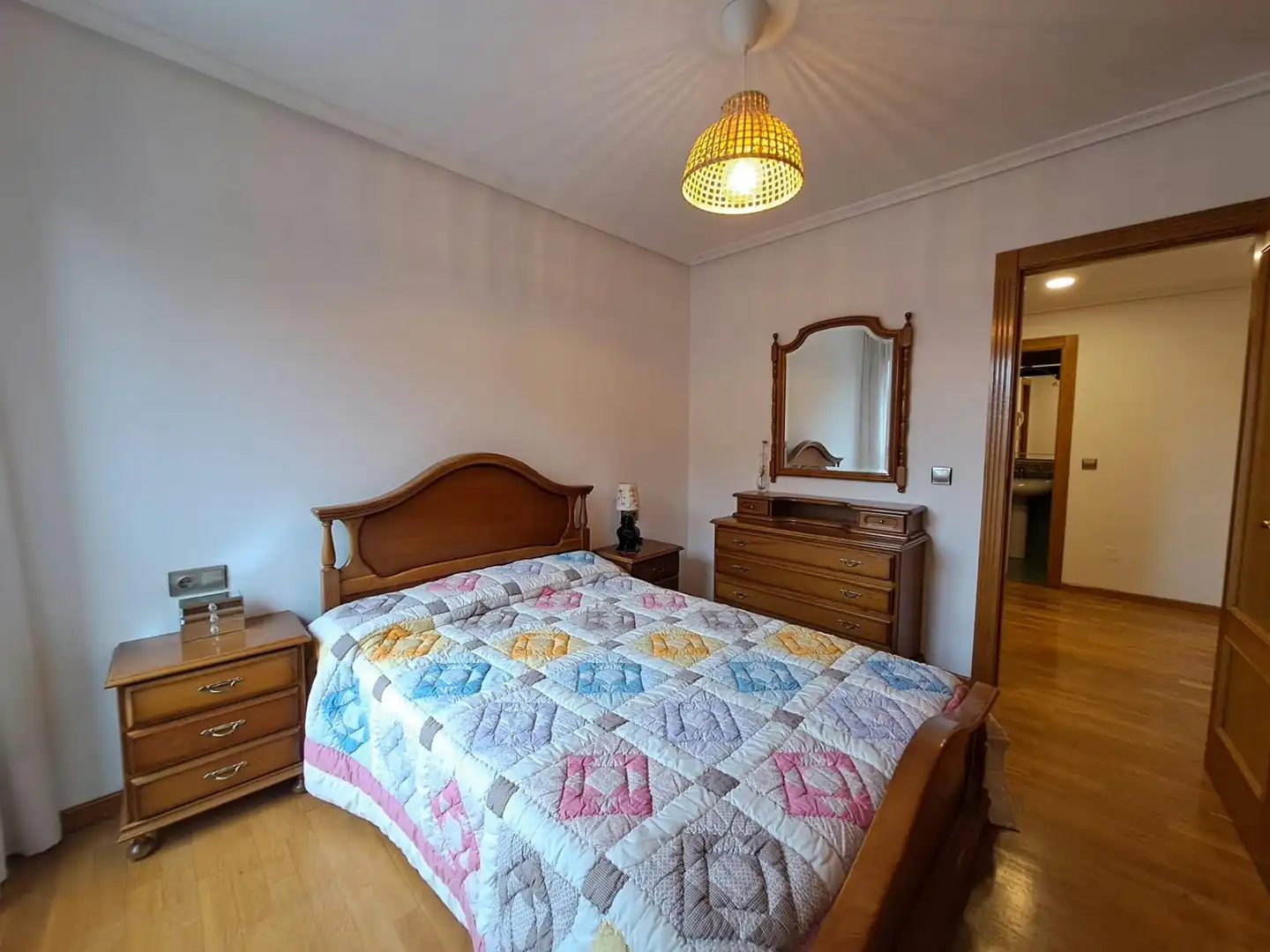Pis de 82 m² a Oviedo