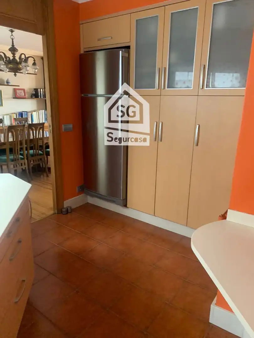 Piso de 229 m² en Ourense